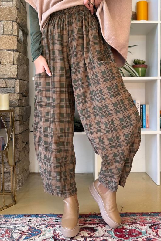 Heritage Needlecord Plaid Relaxed Barrel Pant Khaki & Camel